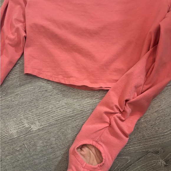 Gymshark Coral Crop Top - Picture 3 of 4